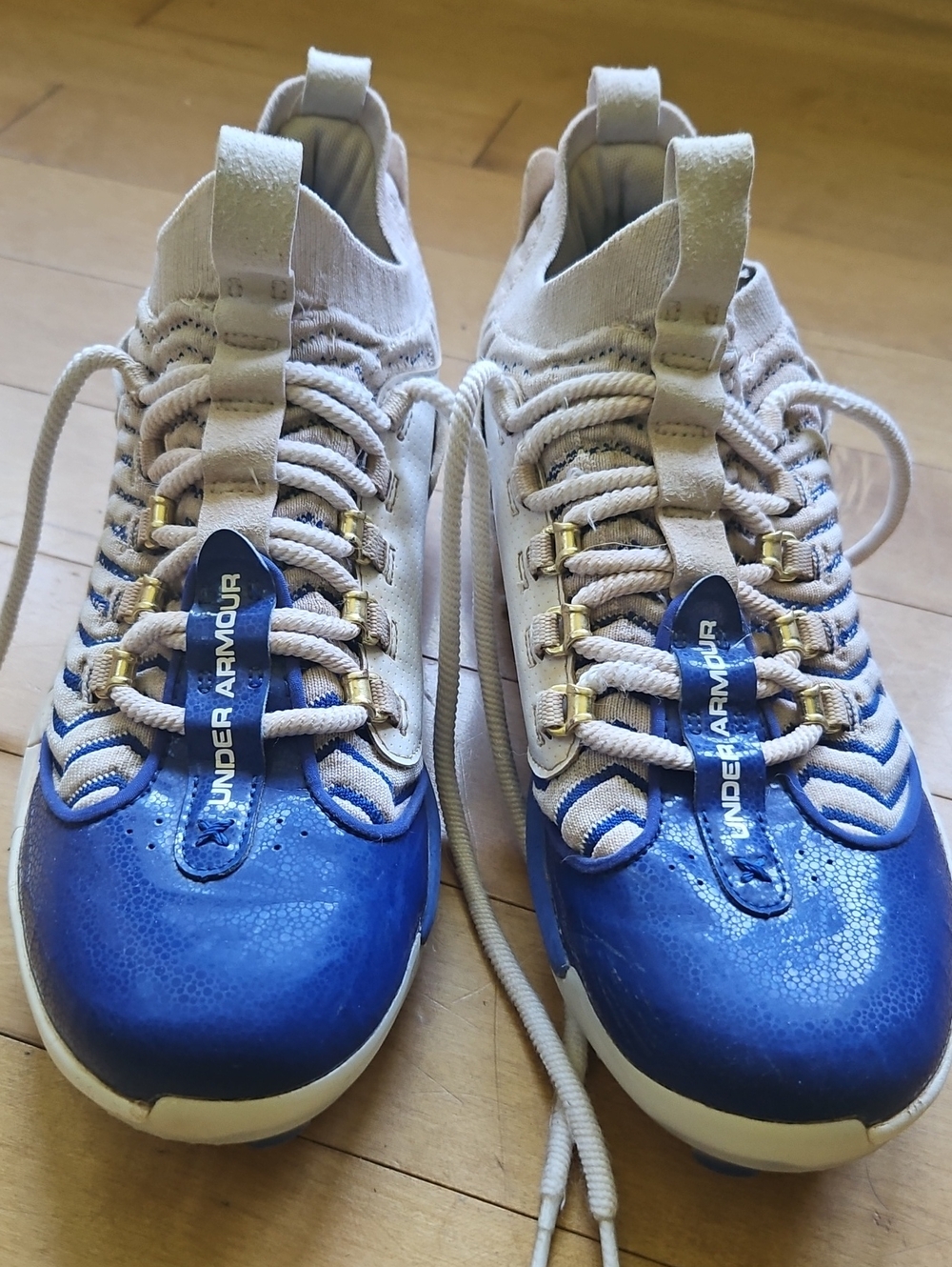 Under Armour Blue and White Knit Lace Athletic Baseball Cleats